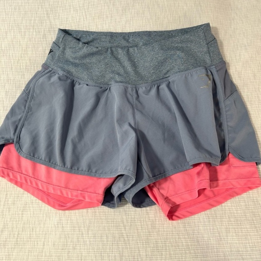 Gymshark Women’s Pink Blue Vital Seamless Shorts Size XS Lined Pockets Logo